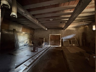 Ensemble de bâtiments + Terre Agricole A VENDRE - LA FERTE GAUCHER - 129 000 €