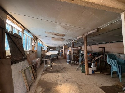 Ensemble de bâtiments + Terre Agricole A VENDRE - LA FERTE GAUCHER - 129 000 €