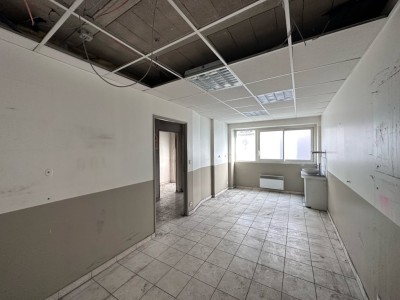 IMMEUBLE A VENDRE - LA FERTE GAUCHER - 239 m2 - 109000€