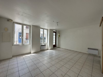 IMMEUBLE DE RAPPORT A VENDRE - LA FERTE GAUCHER - 168 m2 - 199000 €