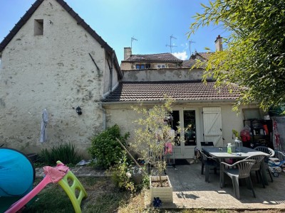 IMMEUBLE DE RAPPORT A VENDRE - LA FERTE GAUCHER - 168 m2 - 199000 €