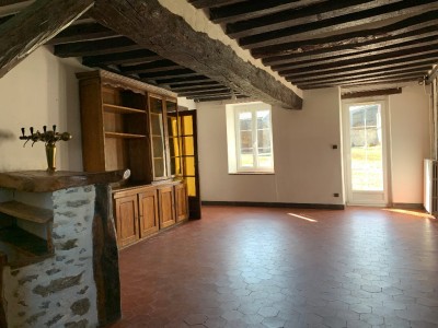 CORPS DE FERME A VENDRE - LA FERTE GAUCHER - 240 m2 - 420000 €