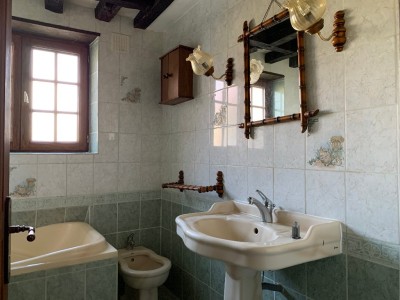 CORPS DE FERME A VENDRE - LA FERTE GAUCHER - 240 m2 - 420000 €