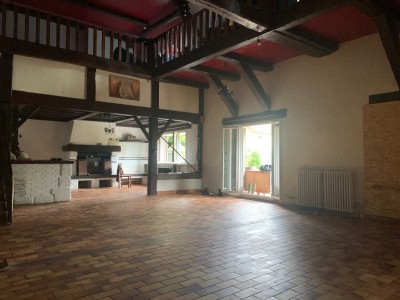 MAISON A VENDRE - LA FERTE GAUCHER - 300 m2 - 199000€