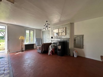 MAISON A VENDRE - ESTERNAY - 101 m2 - 149000€
