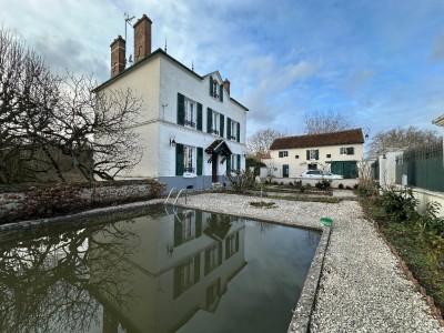 MAISON A VENDRE - LA FERTE GAUCHER - 214 m2 - 468000€