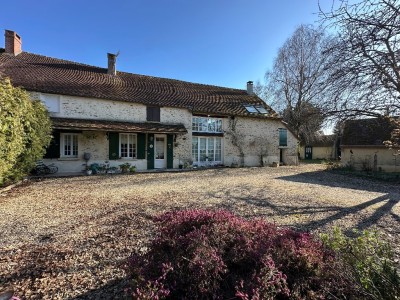 MAISON A VENDRE - LA FERTE GAUCHER - 189 m2 - 339000€