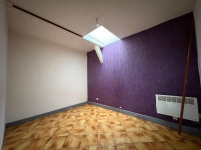 ENSEMBLE IMMOBILIER - 4 logements A VENDRE - LA FERTE GAUCHER - 240 m2 - 316 000 €