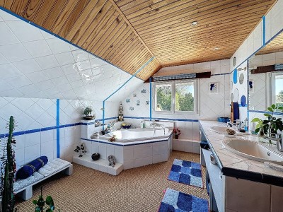 MAISON A VENDRE - LA FERTE GAUCHER - 192 m2 - 330�000�&euro;