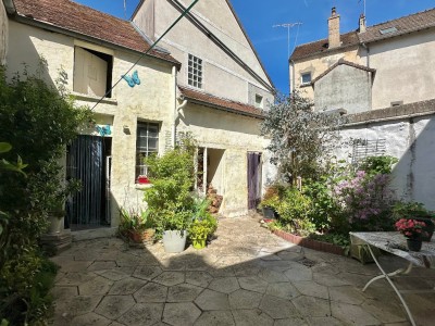 Maison de Ville A VENDRE - LA FERTE GAUCHER - 125 m2 - 164 000 &euro;