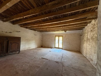 MAISON A RENOVER A VENDRE - LA FERTE GAUCHER - 90 m2 - 88 000 €