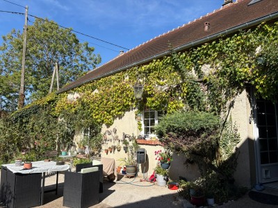 LONGERE EN L A VENDRE - LA FERTE GAUCHER - 235 m2 - 341 000 €