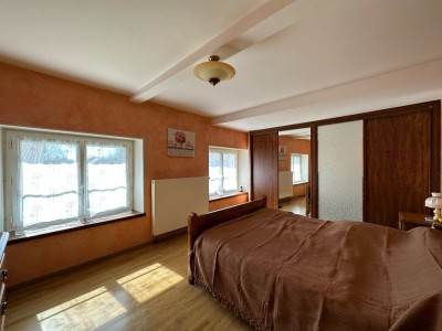 MAISON A VENDRE - LA FERTE GAUCHER - 261 m2 - 369000 €