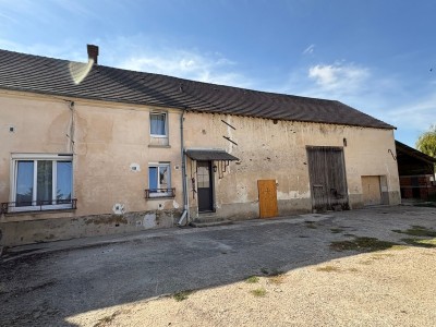 LONGERE A VENDRE - ST LEGER - 107 m2 - 176 000 €