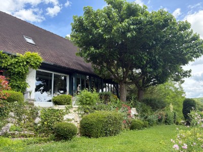 MAISON A VENDRE - VILLENEUVE SUR BELLOT - 250 m2 - 403 000 €