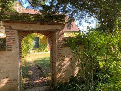 PROPRIETE A VENDRE - ESTERNAY - 220 m2 - 398000 €