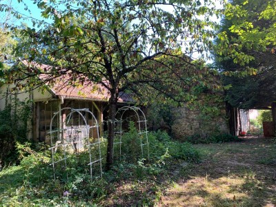 PROPRIETE A VENDRE - ESTERNAY - 220 m2 - 398000 €