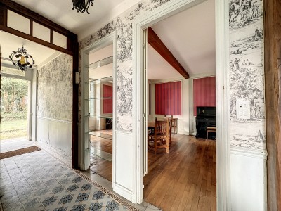 PROPRIETE A VENDRE - ESTERNAY - 220 m2 - 398000 €