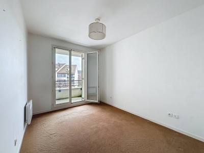 APPARTEMENT T4 A VENDRE - COULOMMIERS - 74.45 m2 - 219 000 €