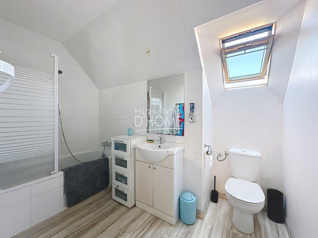 MAISON A VENDRE - LA FERTE GAUCHER - 90 m2 - 209�000�&euro;