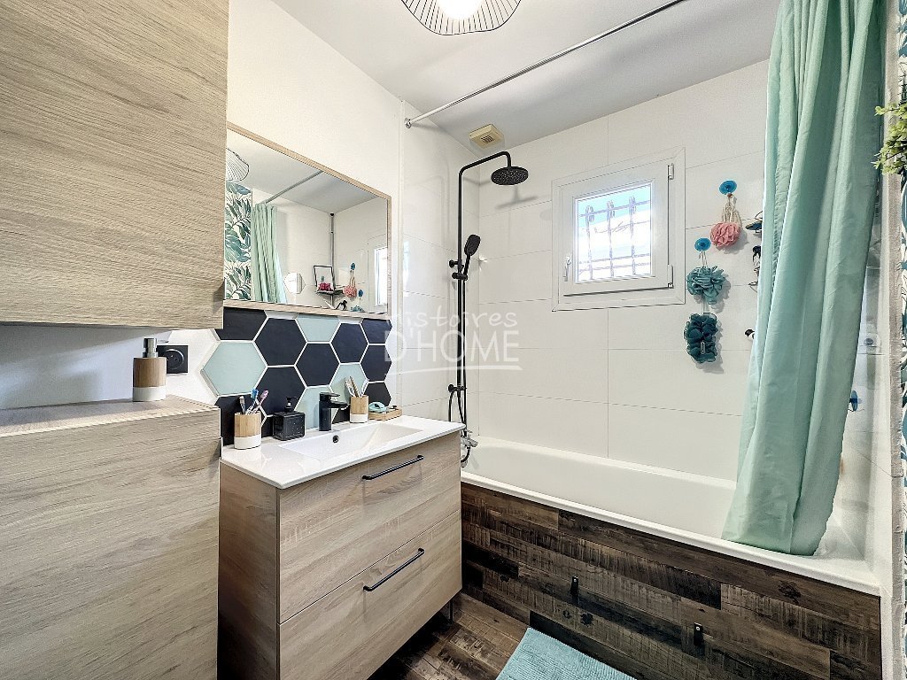 MAISON A VENDRE - LA FERTE GAUCHER - 100 m2 - 243�000�&euro;