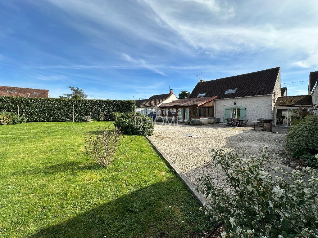 MAISON A VENDRE - LA FERTE GAUCHER - 155 m2 - 225 000 &euro;