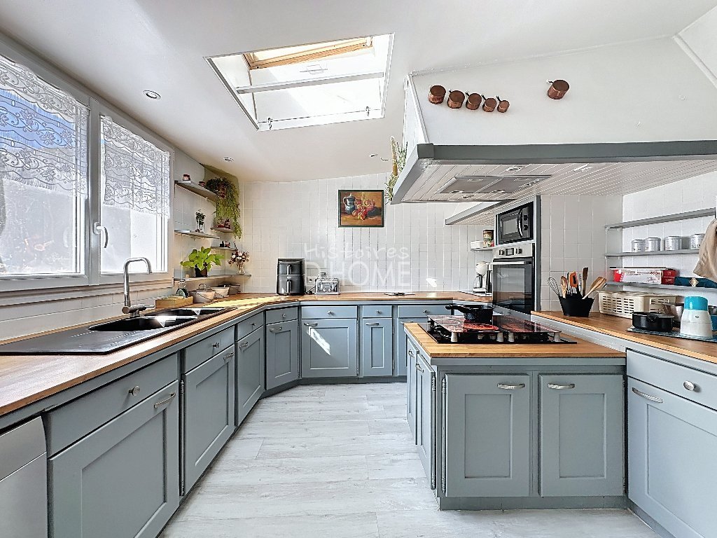 MAISON A VENDRE - LA FERTE GAUCHER - 192 m2 - 330�000�&euro;