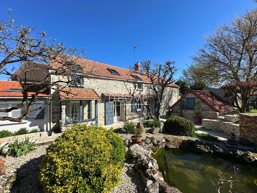 MAISON A VENDRE - LA FERTE GAUCHER - 192 m2 - 330�000�&euro;