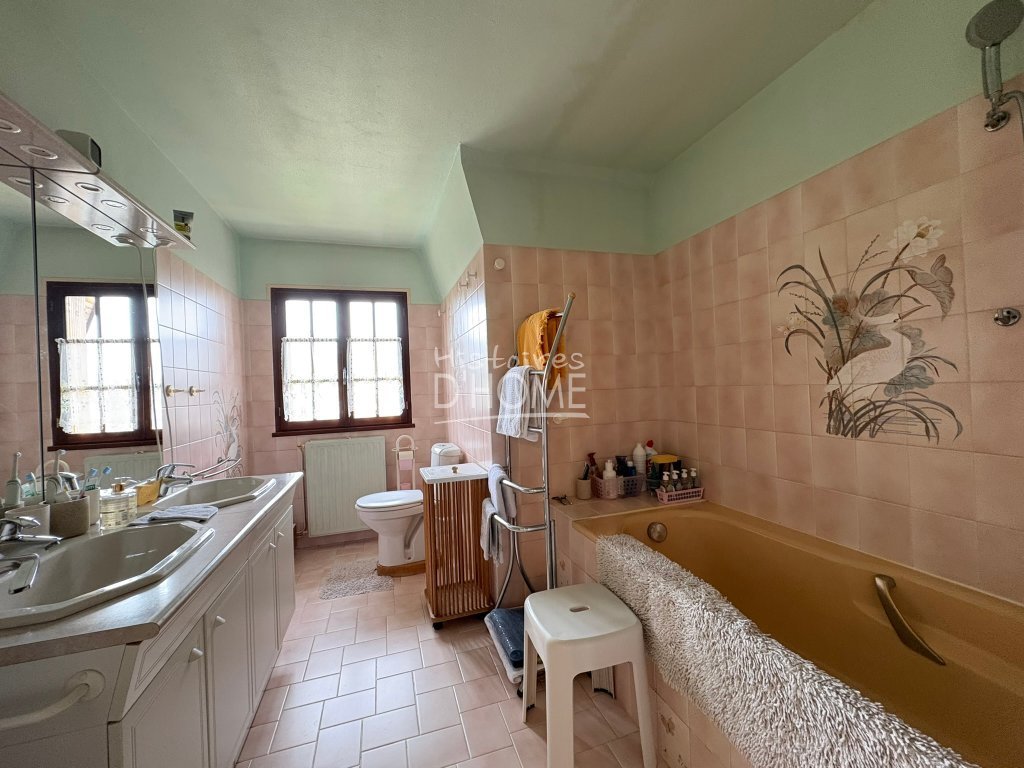 MAISON A VENDRE - LA FERTE GAUCHER - 185 m2 - 335�000�&euro;