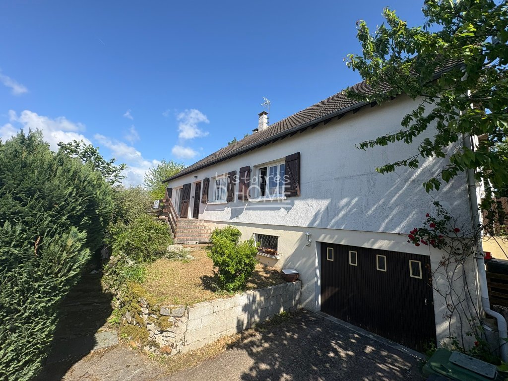 MAISON A VENDRE - LA FERTE GAUCHER - 144 m2 - 226 000 &euro;