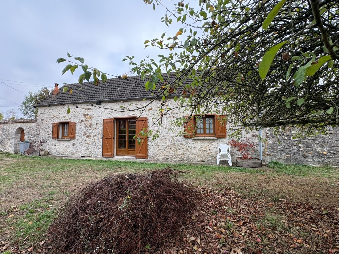 MAISON EN PIERRES A VENDRE - LA FERTE GAUCHER - 90 m2 - 159 000 &euro;