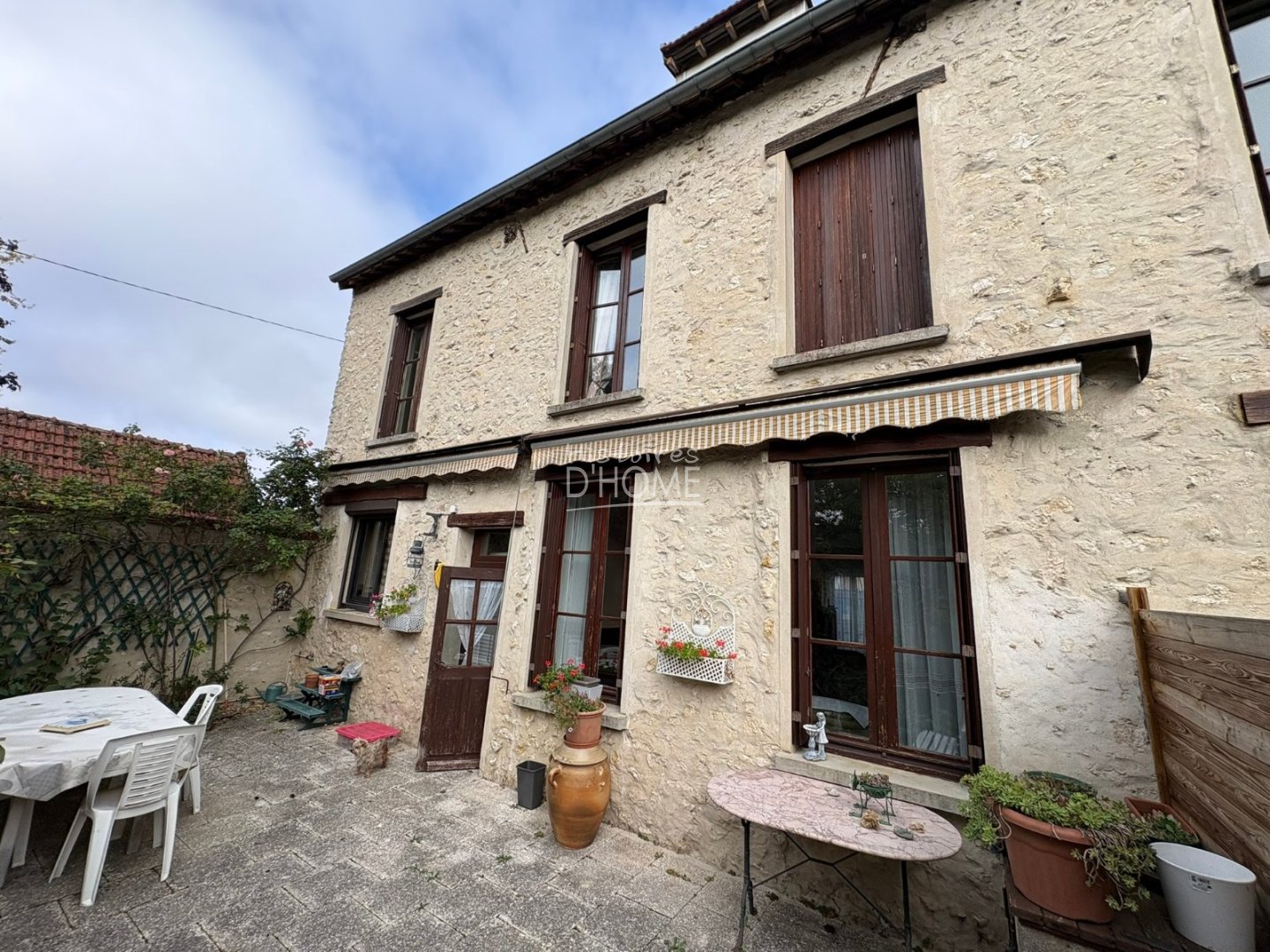 MAISON 5 CHAMBRES A VENDRE - LA FERTE GAUCHER - 150 m2 - 231 000 &euro;